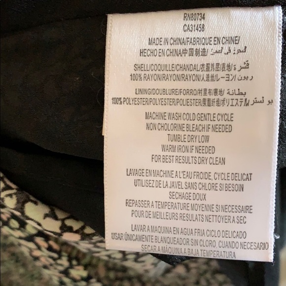 // Floral BCBG Dress // - Picture 5 of 5